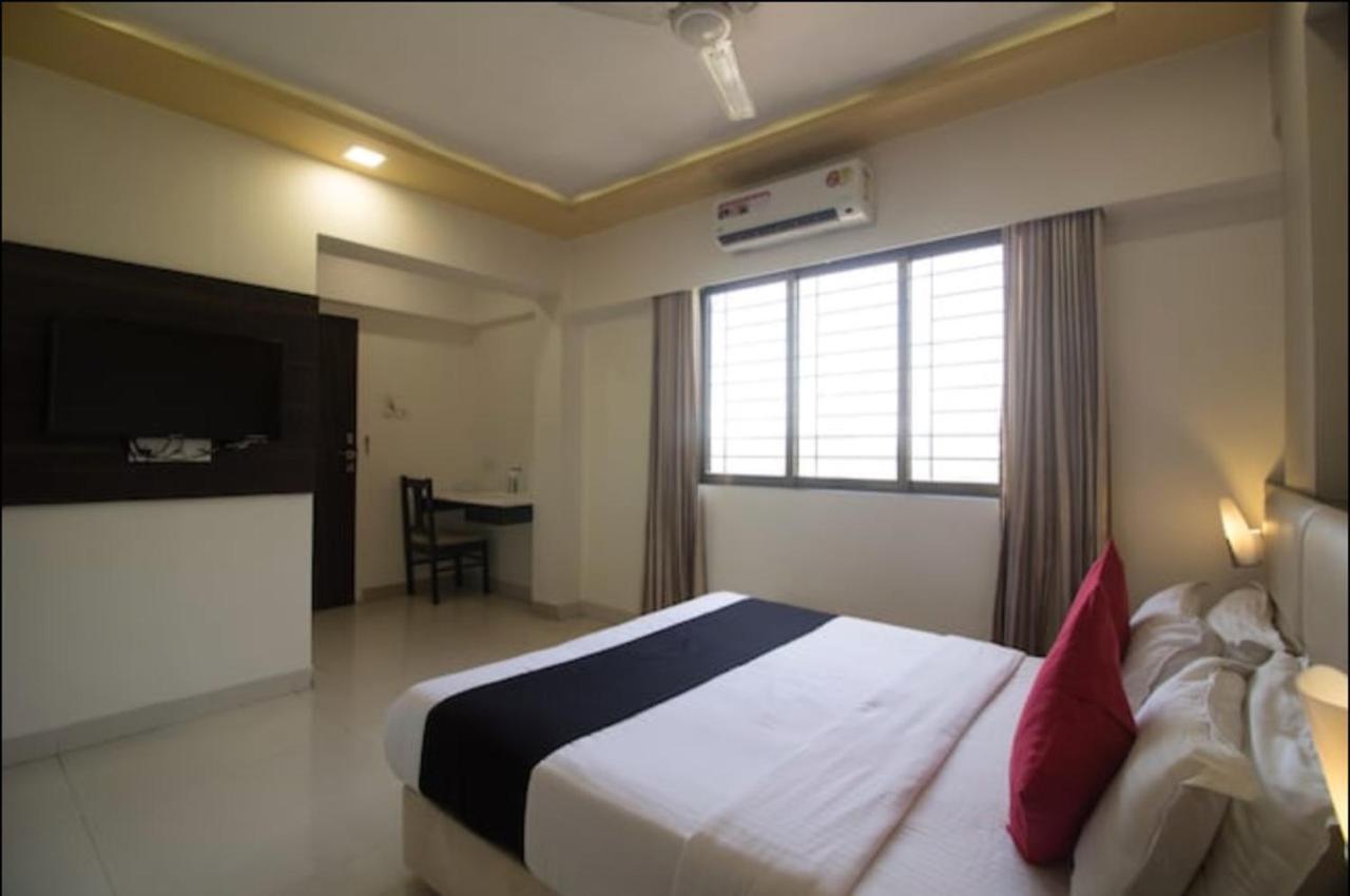 Hotel Galaxy Comforts Mumbai Dış mekan fotoğraf