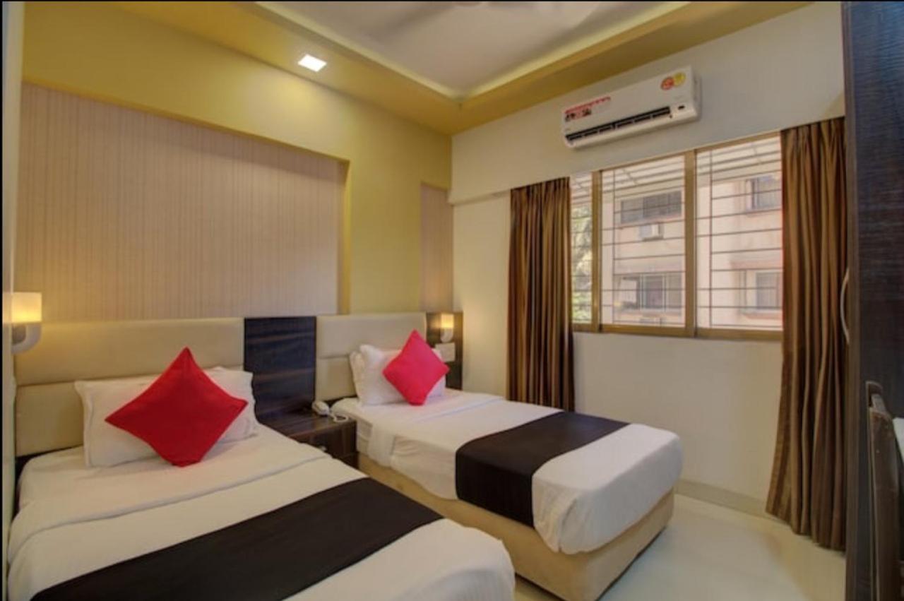 Hotel Galaxy Comforts Mumbai Dış mekan fotoğraf
