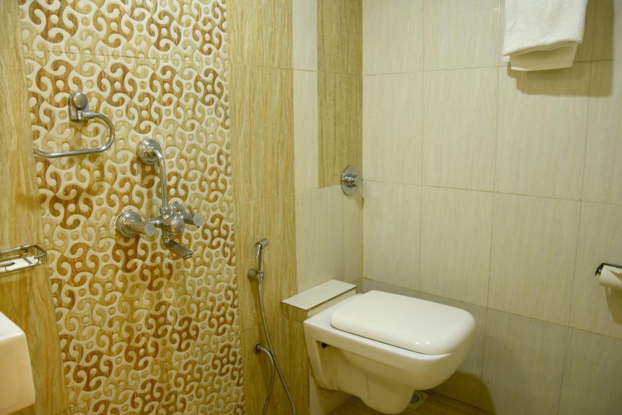 Hotel Galaxy Comforts Mumbai Dış mekan fotoğraf