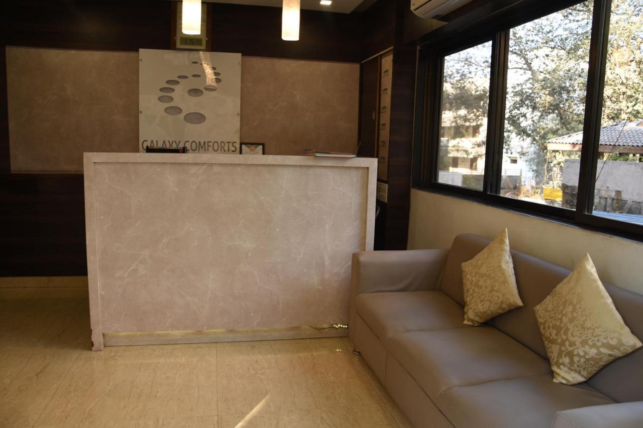 Hotel Galaxy Comforts Mumbai Dış mekan fotoğraf